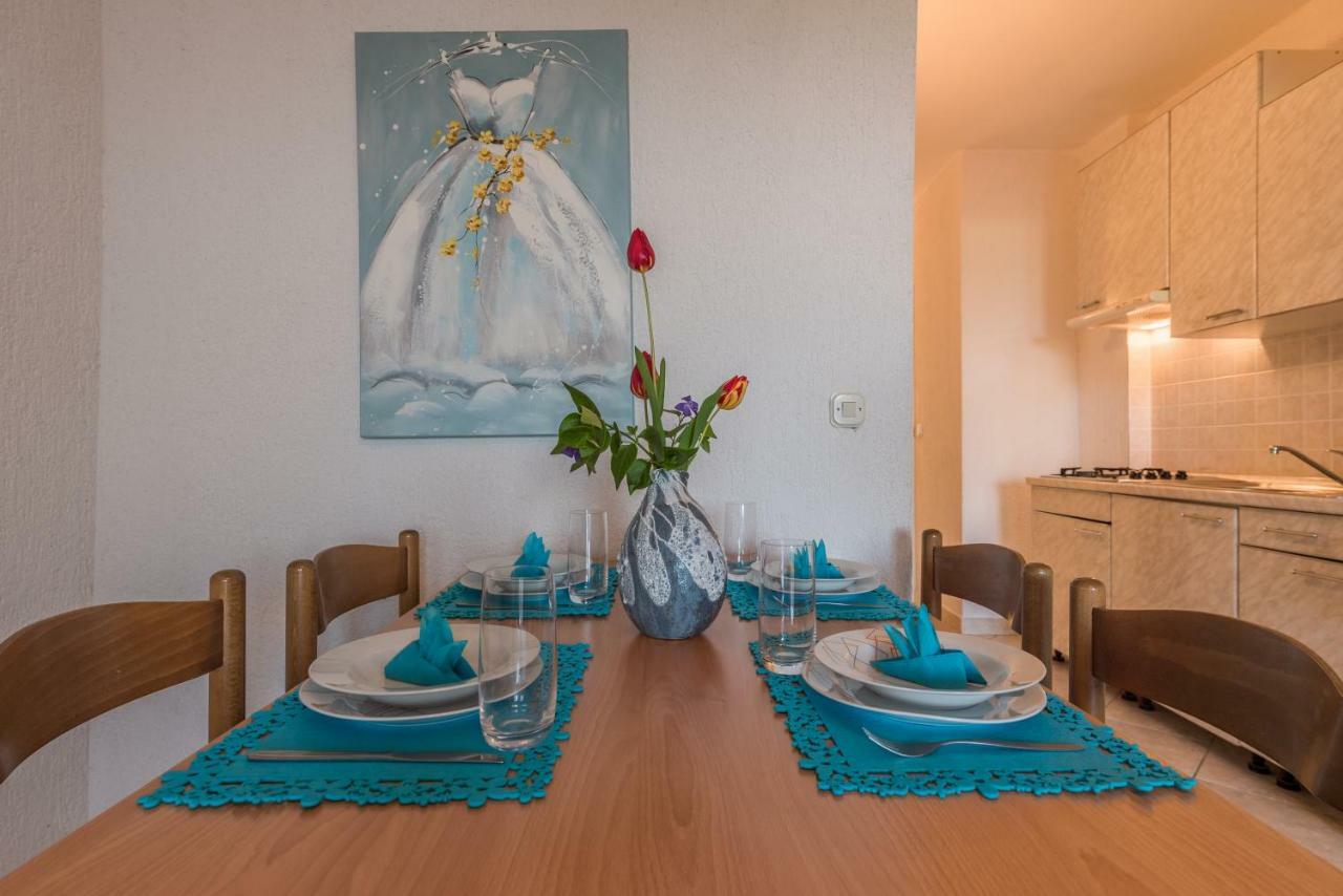 Pansion Dujmovic 1 Apartment มาลินสกา ภายนอก รูปภาพ