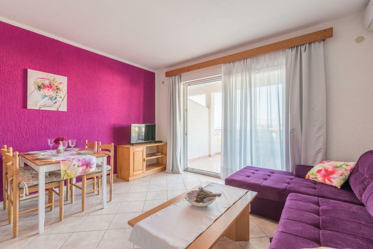 Pansion Dujmovic 1 Apartment มาลินสกา ภายนอก รูปภาพ